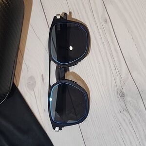 Oakley Men’s LATCH ALPHA Prizm Matte Black & Blue Sunglasses with hard and cases